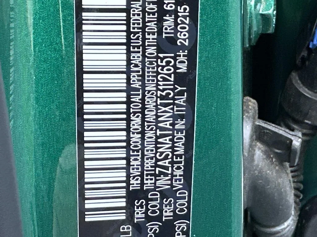 New 2026 Verde (Green) Fangio Metallic Exterior Paint Alfa Romeo Sport Speciale image 30