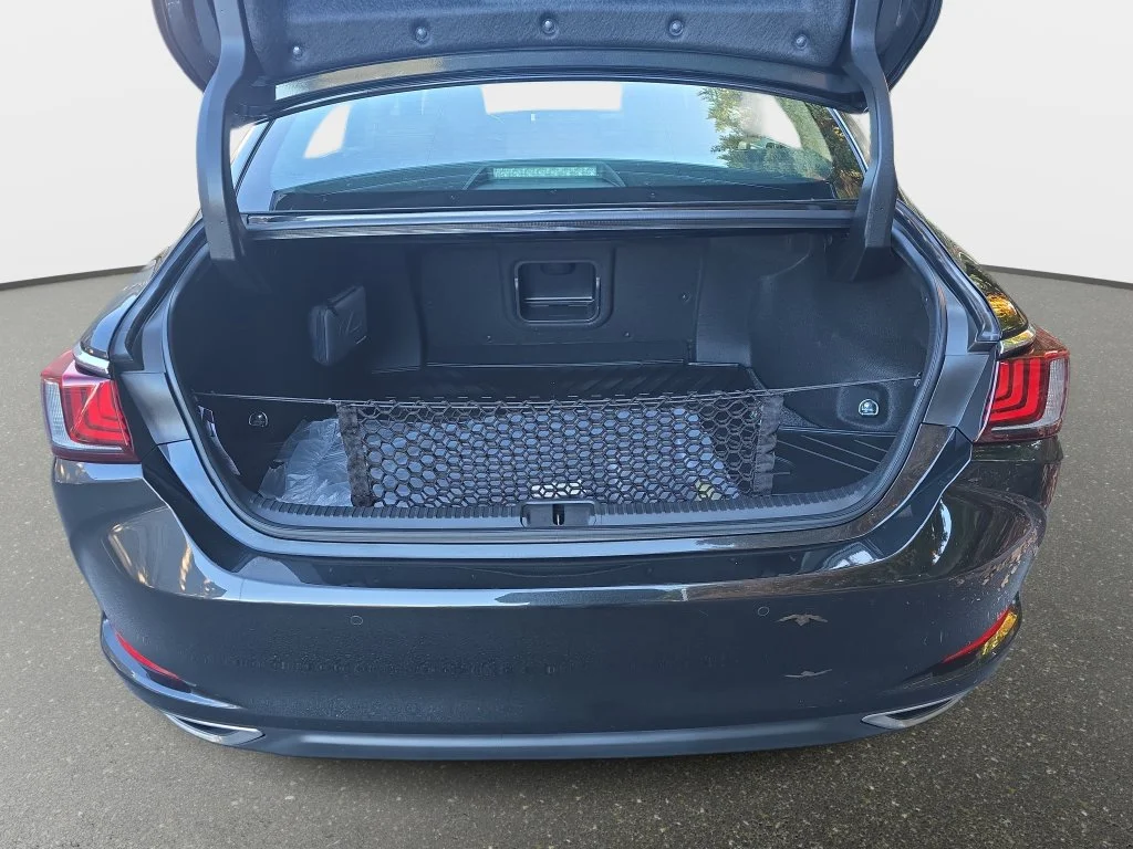 Used 2024 Black Lexus 350 Luxury image 13