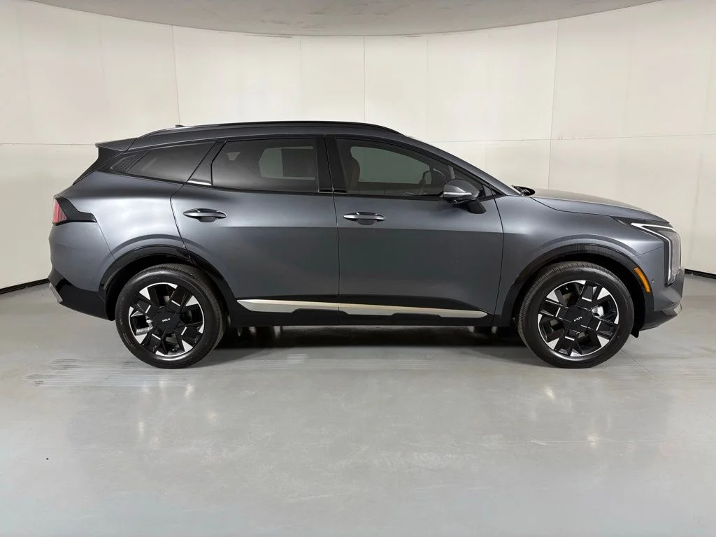 New 2026 Shadow Matte Gray Kia SX Prestige image 9