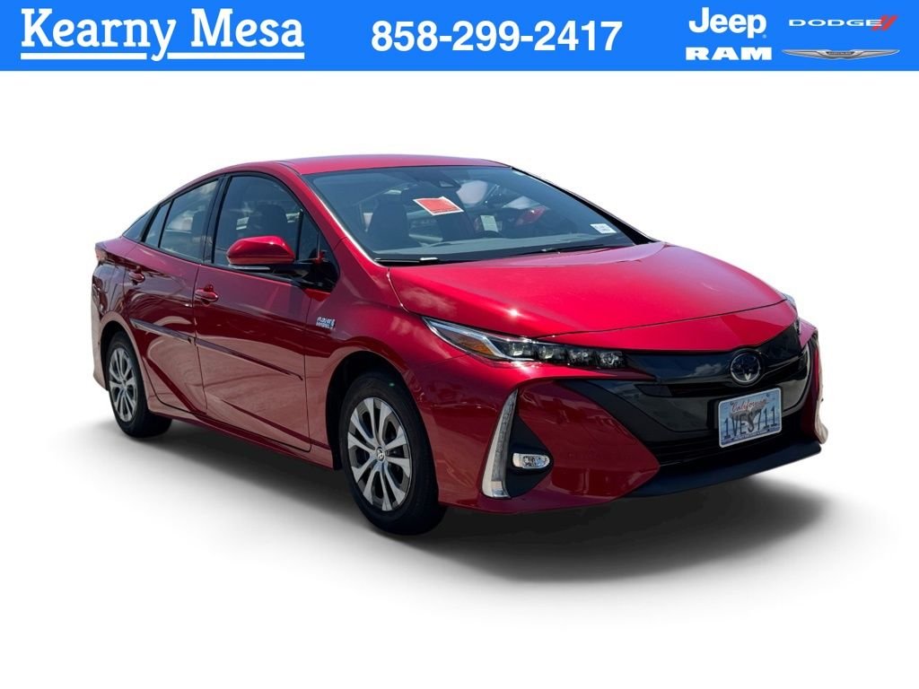 Used 2020 Red Toyota  image 1