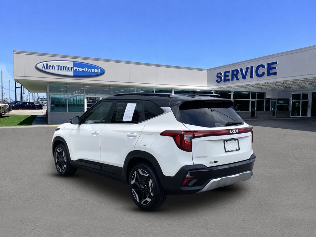 Used 2026 Clear White/Black Roof Kia SX image 6