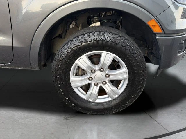 Used 2019 Gray Ford XLT image 30