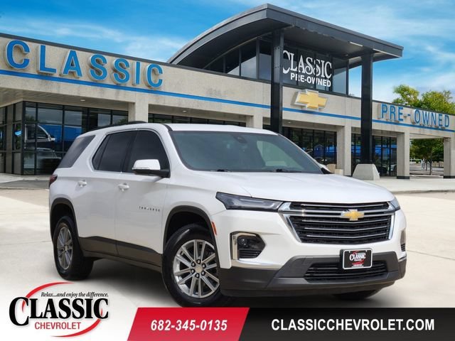 2023 Chevrolet Traverse LT Cloth