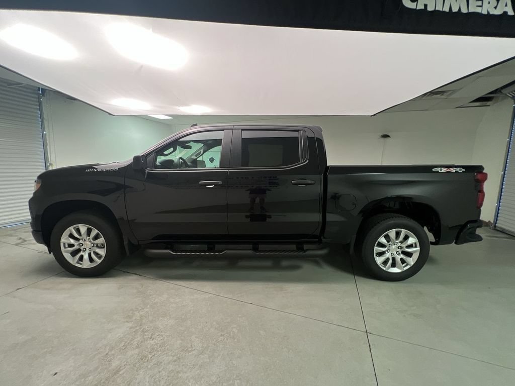 2026 Chevrolet Silverado 1500 Custom - Photo 5