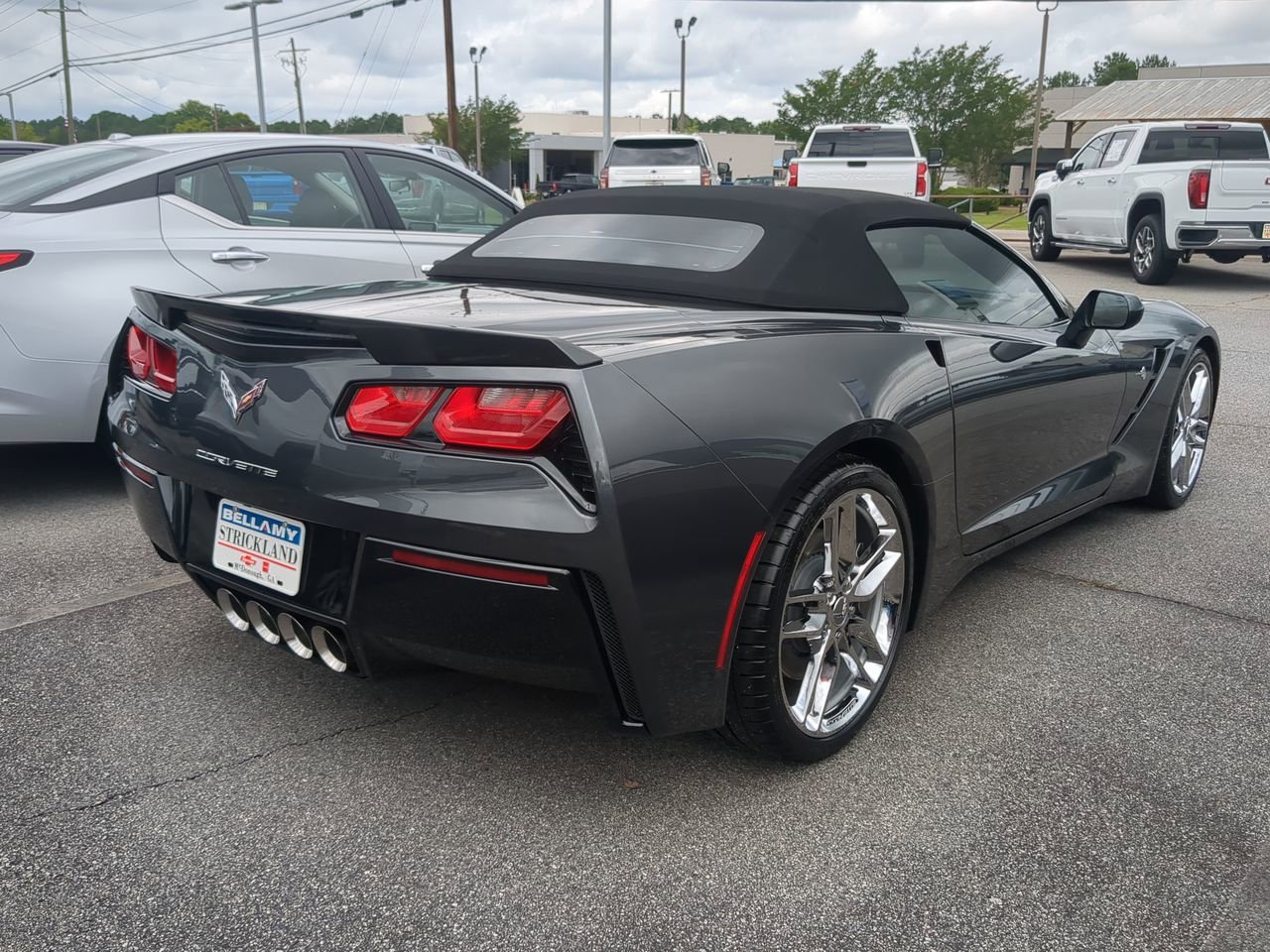 Used 2017 WATKINS GLEN GRAY METALLIC Chevrolet 2LT image 3