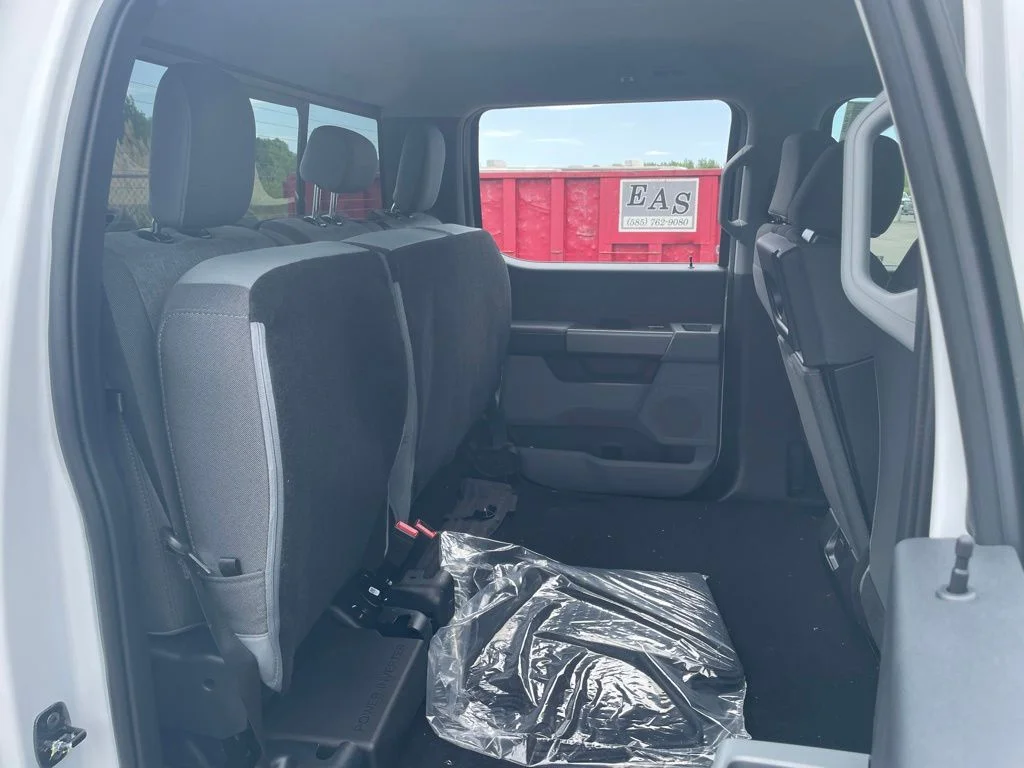 New 2026 Oxford White Ford F-350® XL image 29