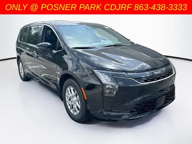 New 2027 Diamond Black Crystal Pearl-Coat Exterior Paint Chrysler  image 3