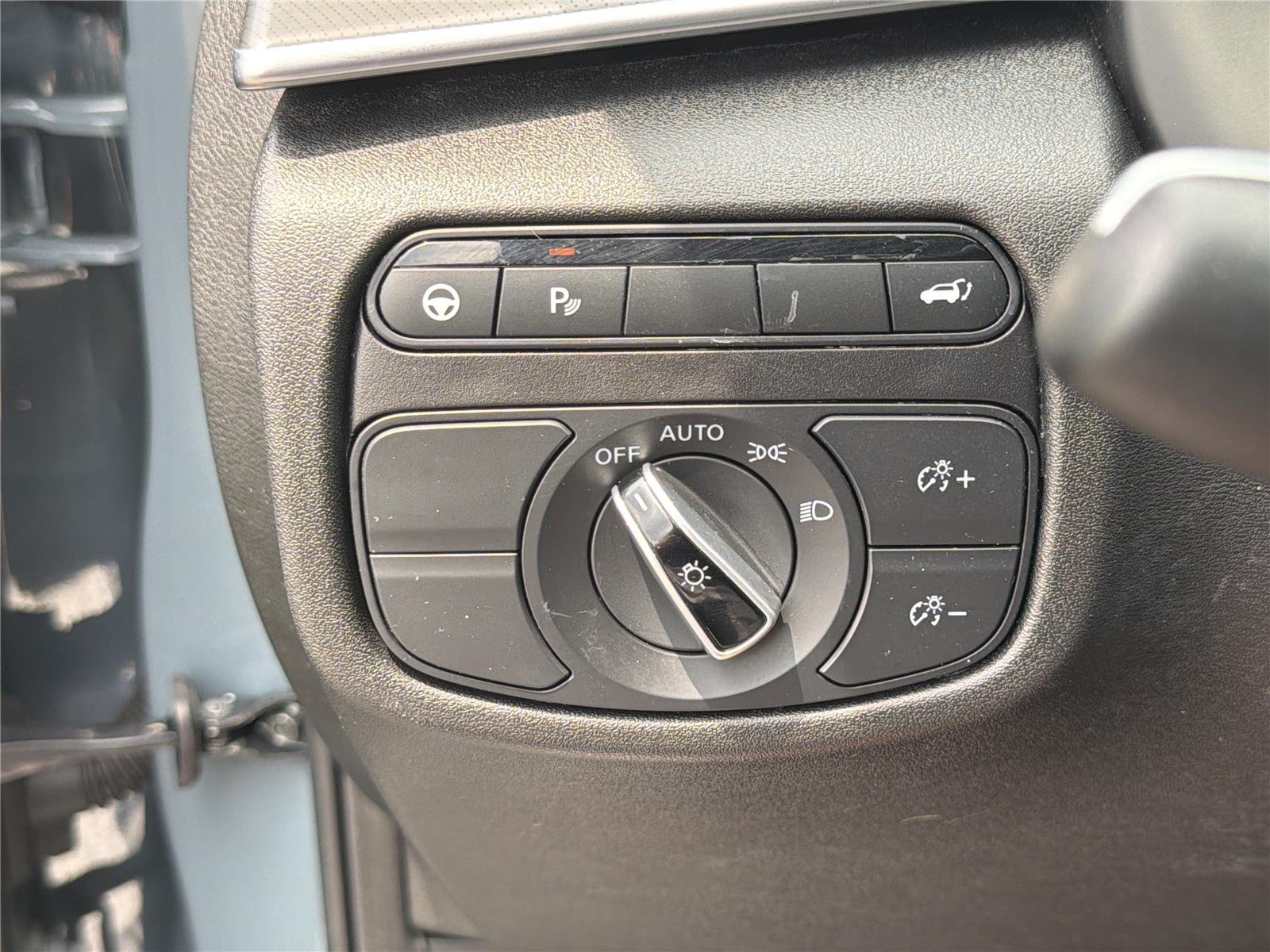 Certified Used 2024 Slate Gray INFINITI LUXE image 16