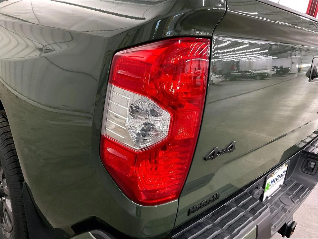 Used 2021 Green Toyota SR5 image 36