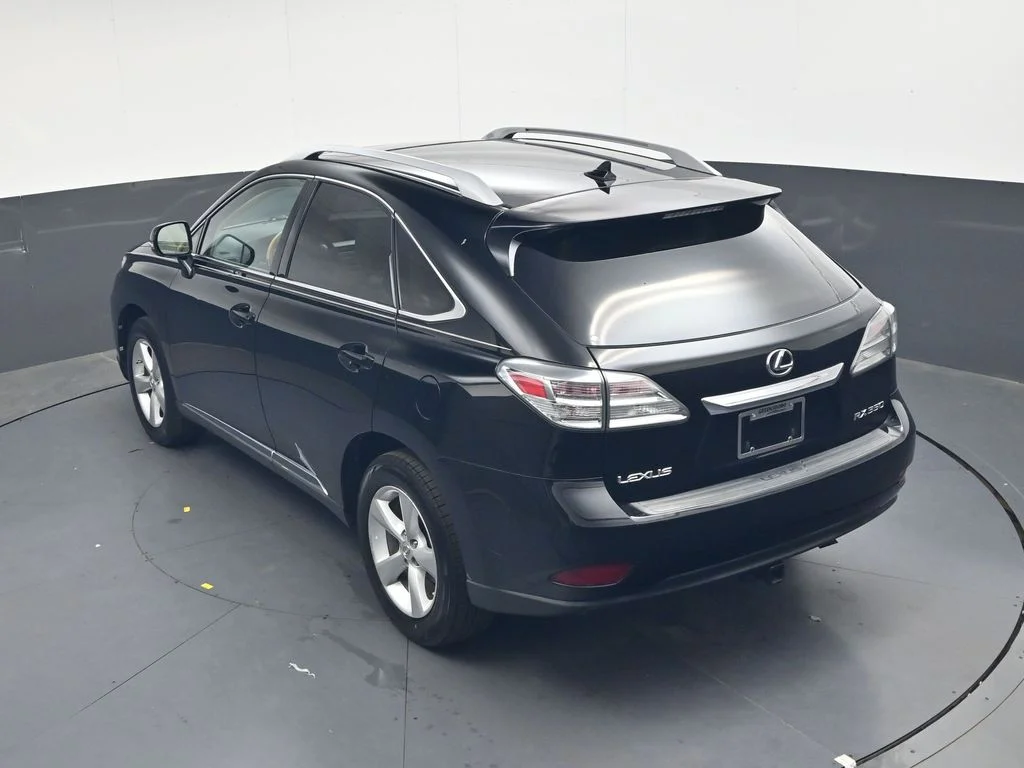 Used 2010  Lexus 350 image 22