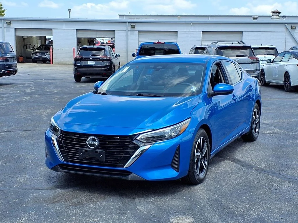 Used 2024 Nissan Sentra SV with VIN 3N1AB8CV7RY302525 for sale in Kansas City