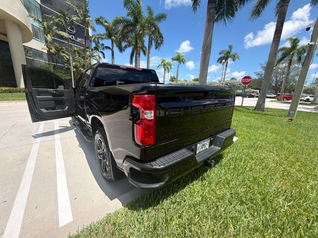 Used 2025 Black Chevrolet Custom image 6