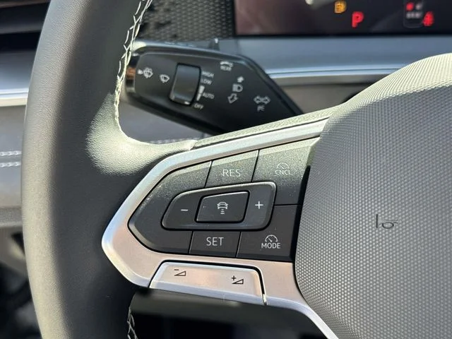 New 2026 Silver Volkswagen 2.0T SE image 17