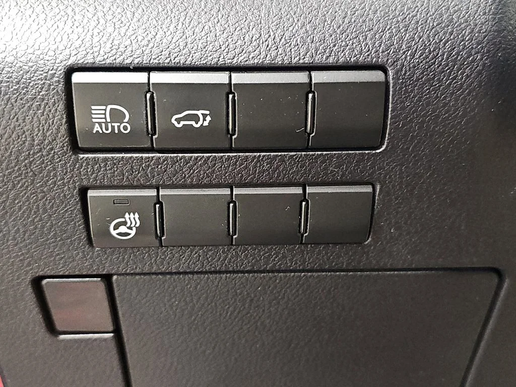 Used 2018 Red Lexus 350 image 29