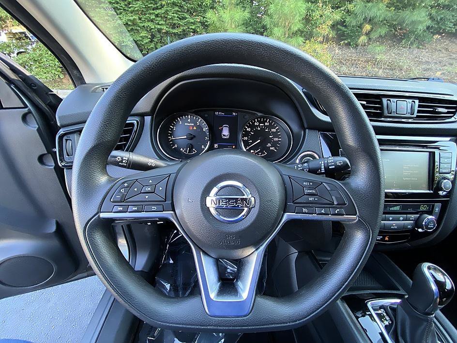 Used 2019 Gun Metallic Nissan SV image 14