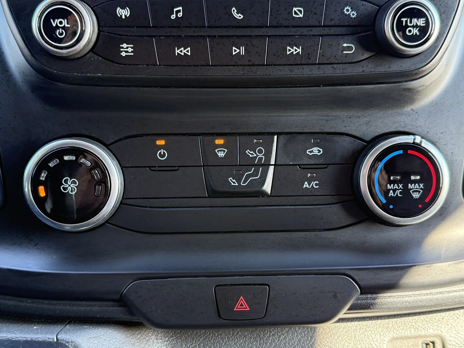 Used 2021 Oxford White Ford T-250 148