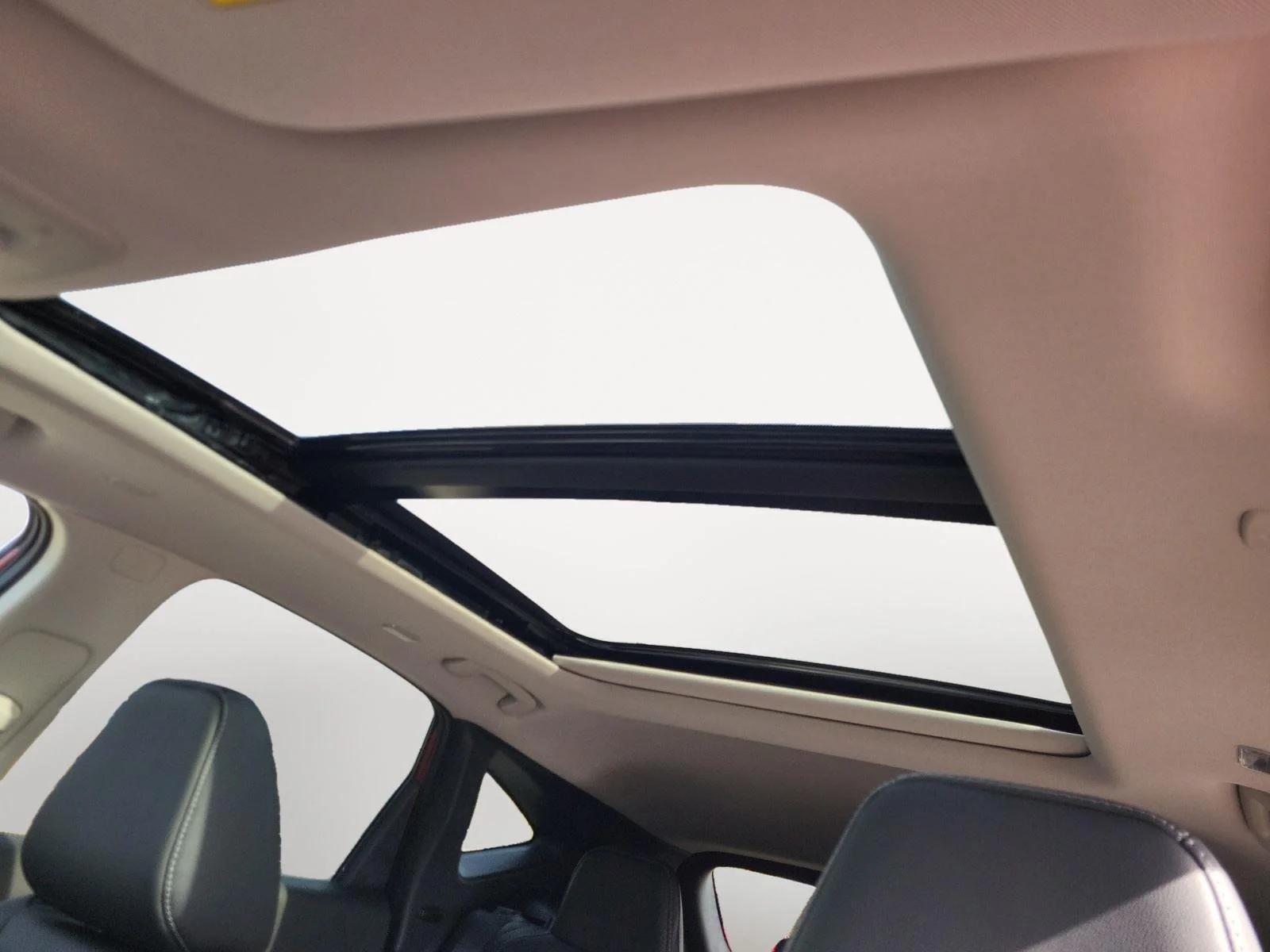 2026 Nissan Murano SL - Photo 18
