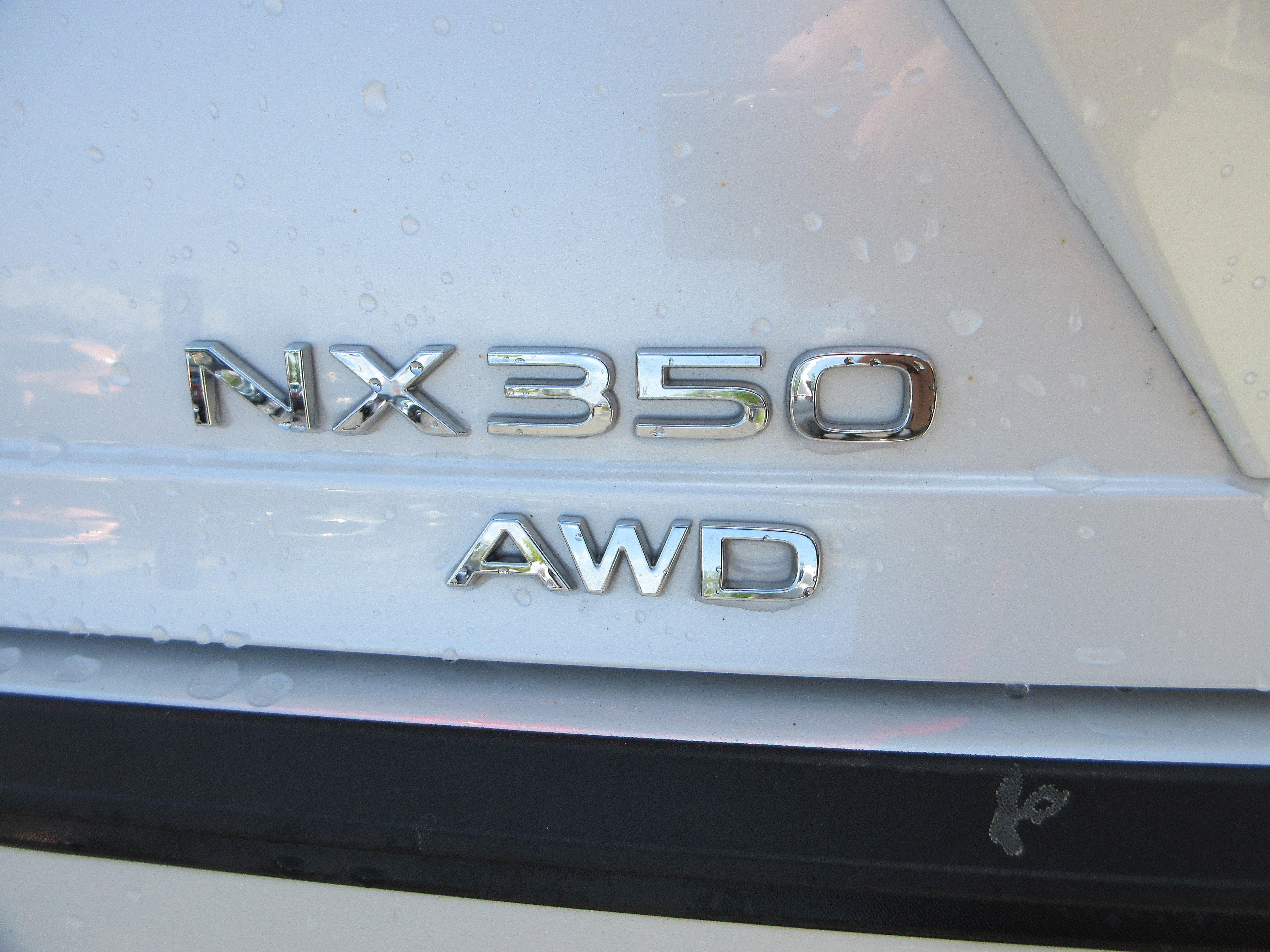 Used 2024 Eminent White Pearl Lexus 350 Base image 8