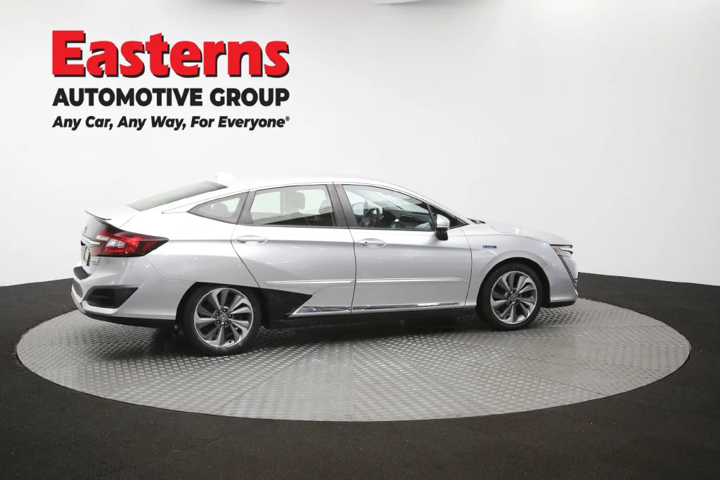 Used 2018 Silver Honda Touring image 42