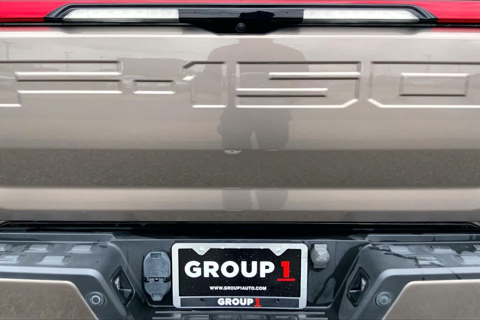 Used 2023 Stone Gray Ford Platinum image 17
