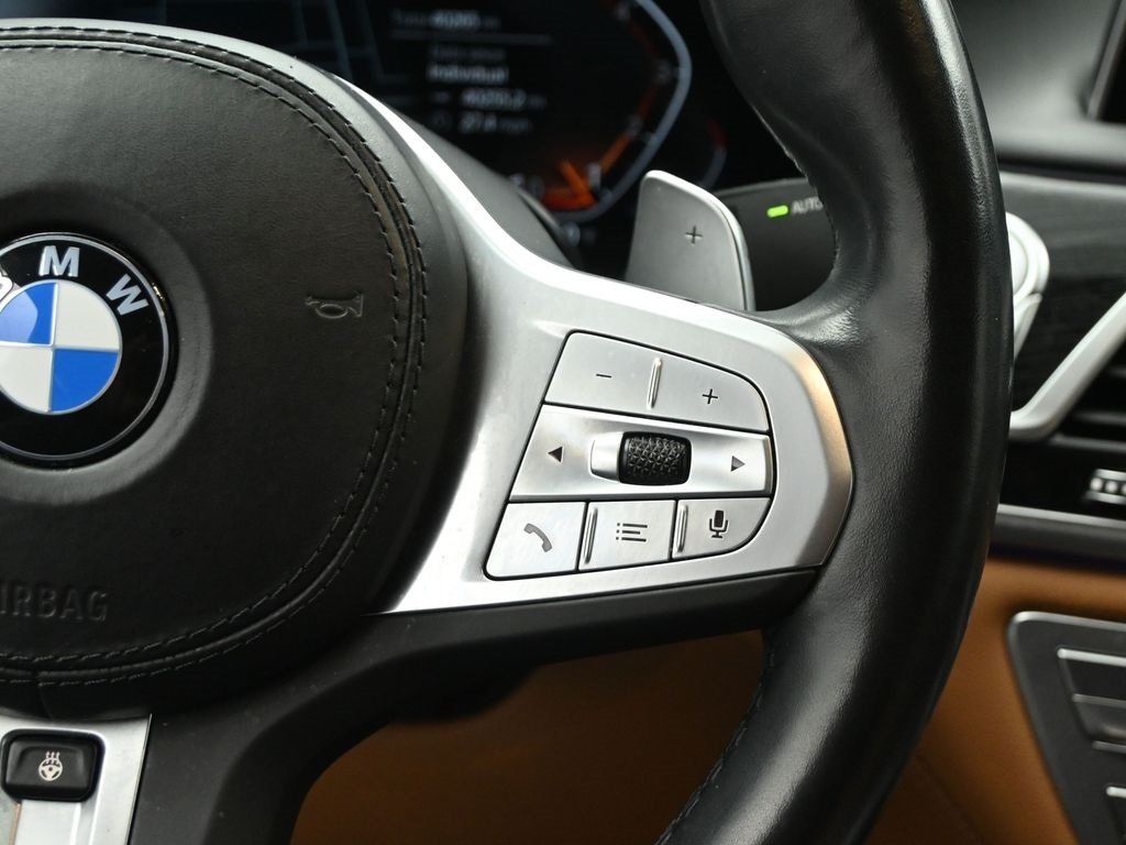 2022 BMW 750LI - Image 16