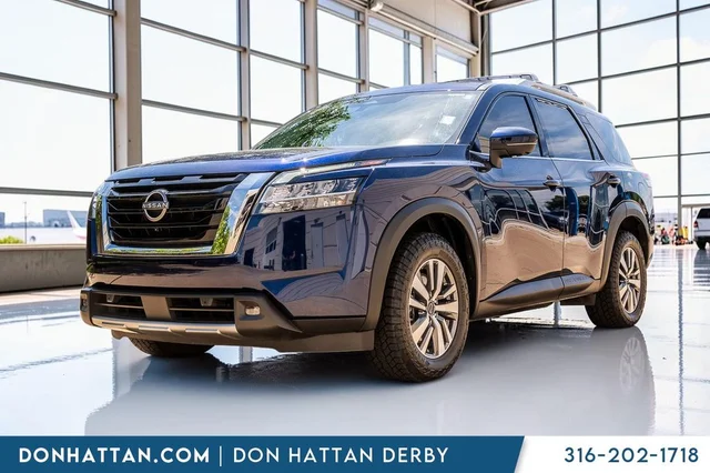 2023 Nissan Pathfinder SL