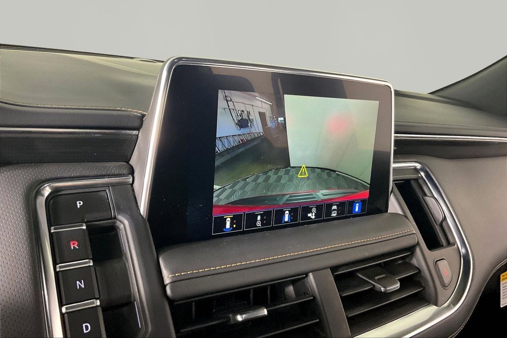 2023 GMC Yukon AT4 - Photo 13