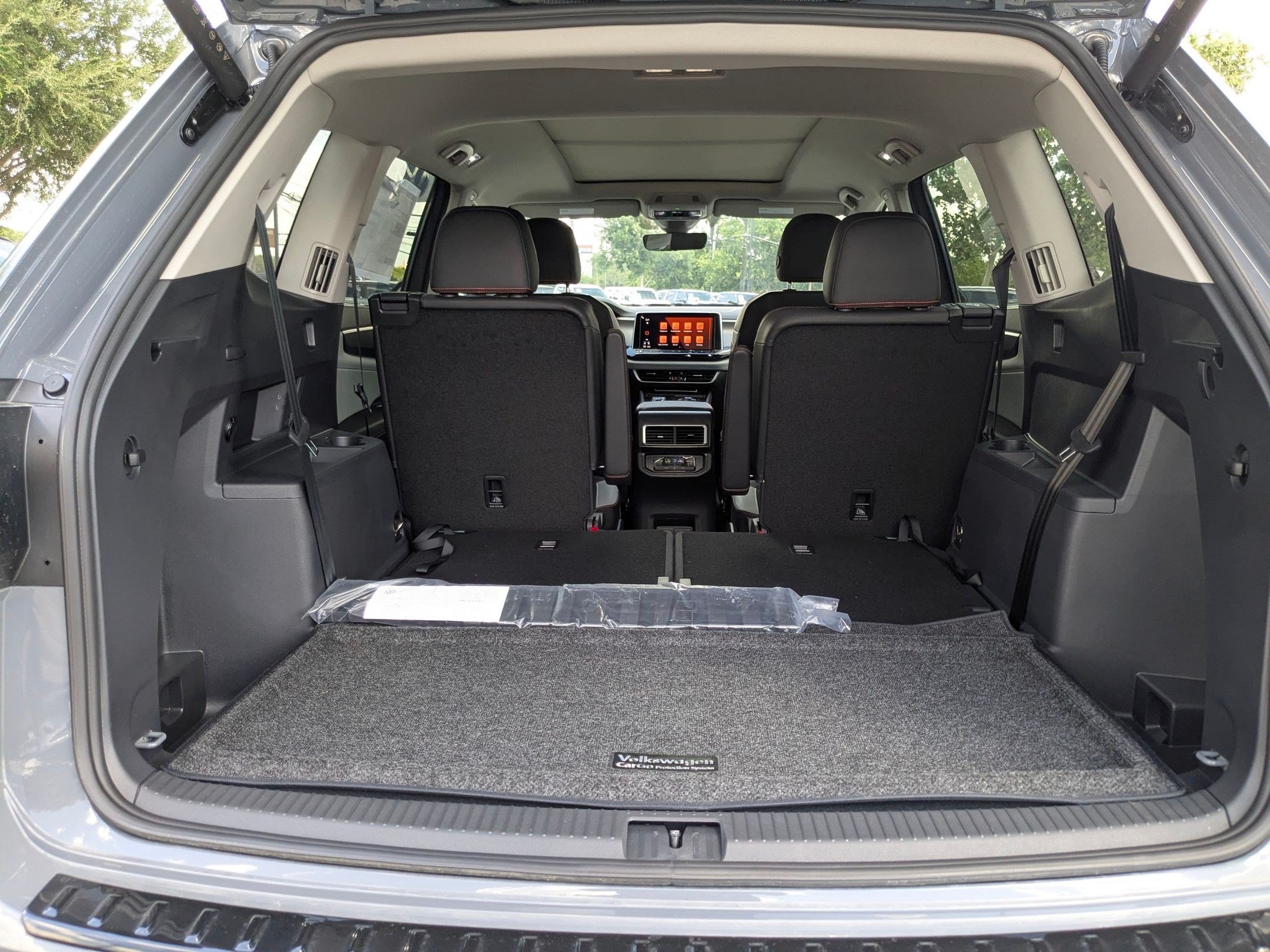 New 2026 Pure Gray Metallic Volkswagen 2.0T Peak Edition image 19