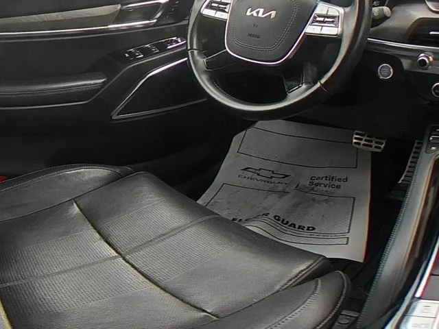 Used 2022 Silver Kia SX image 38