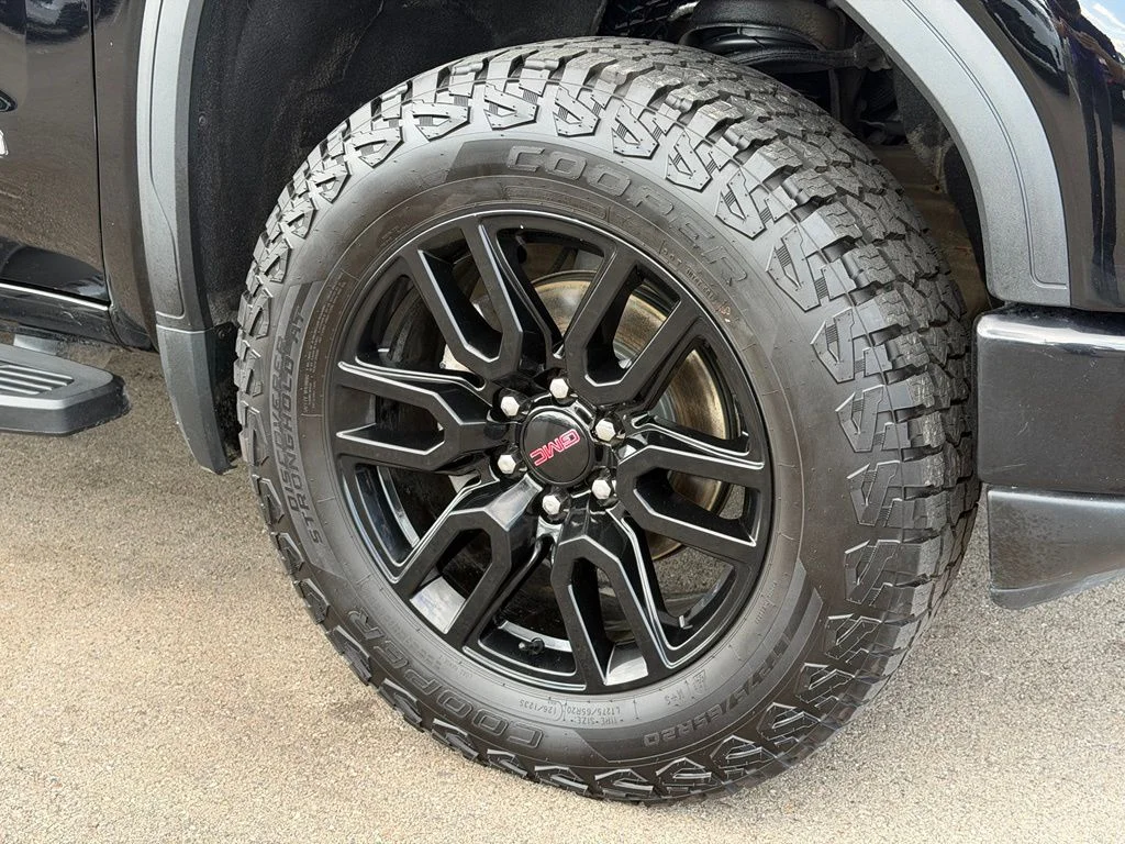 Used 2022 Black GMC Elevation image 26