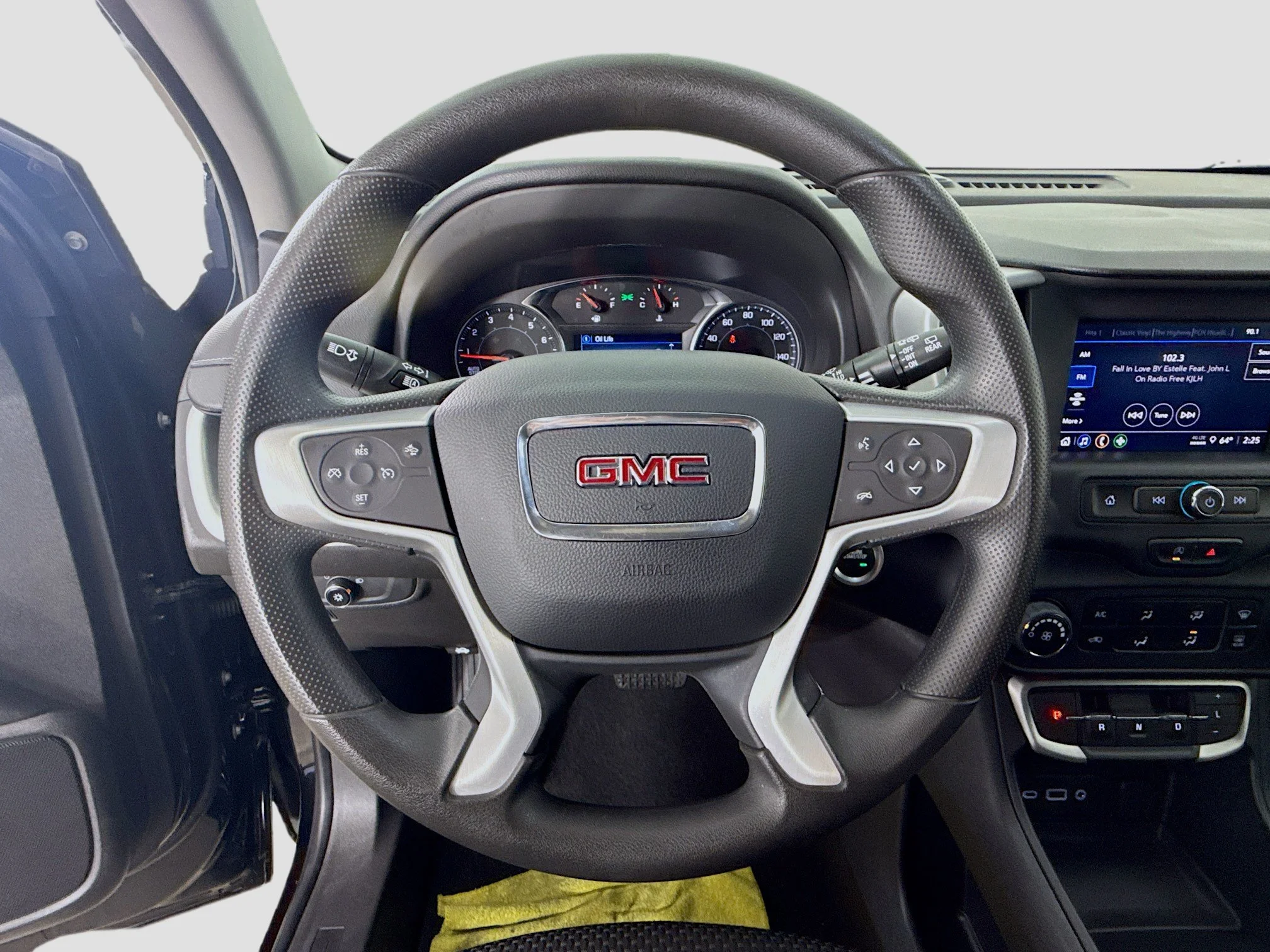 Used 2023 Ebony Twilight Metallic GMC SLE image 13