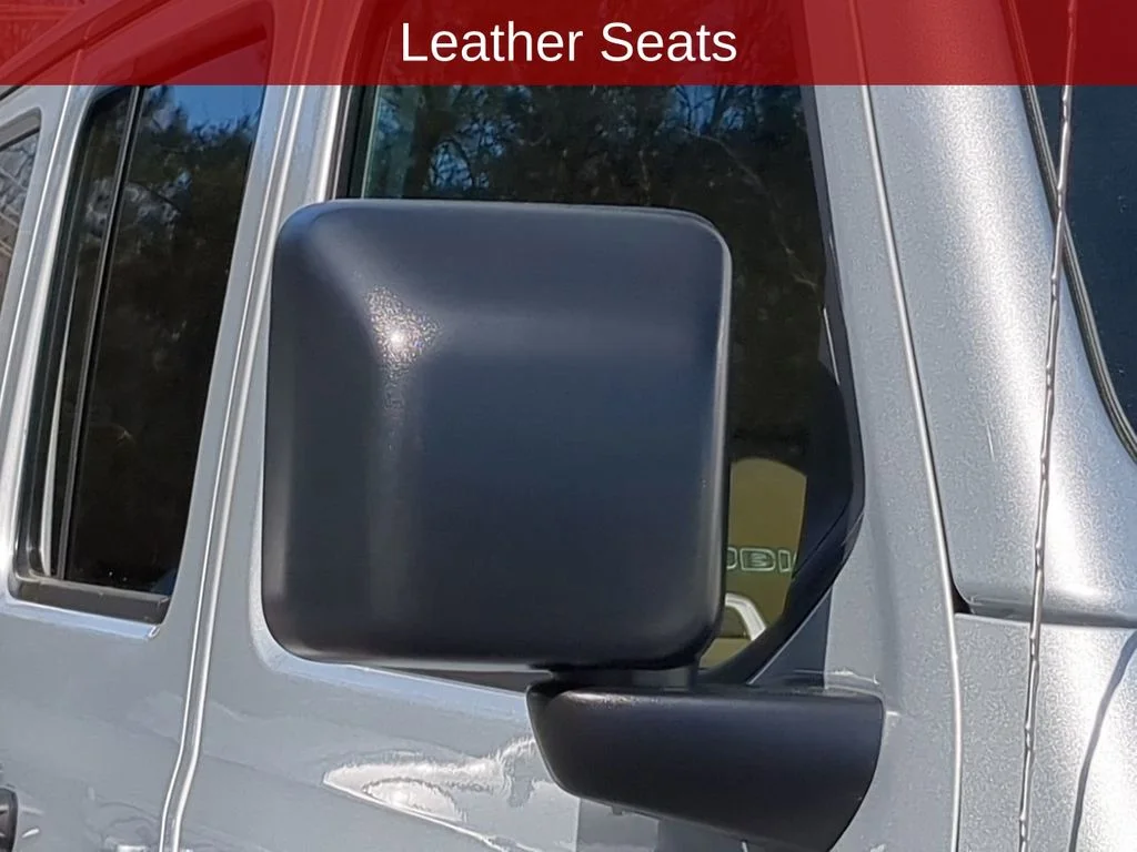 New 2023 Silver Zynith Clear-Coat Exterior Paint Jeep Rubicon 4xe image 14