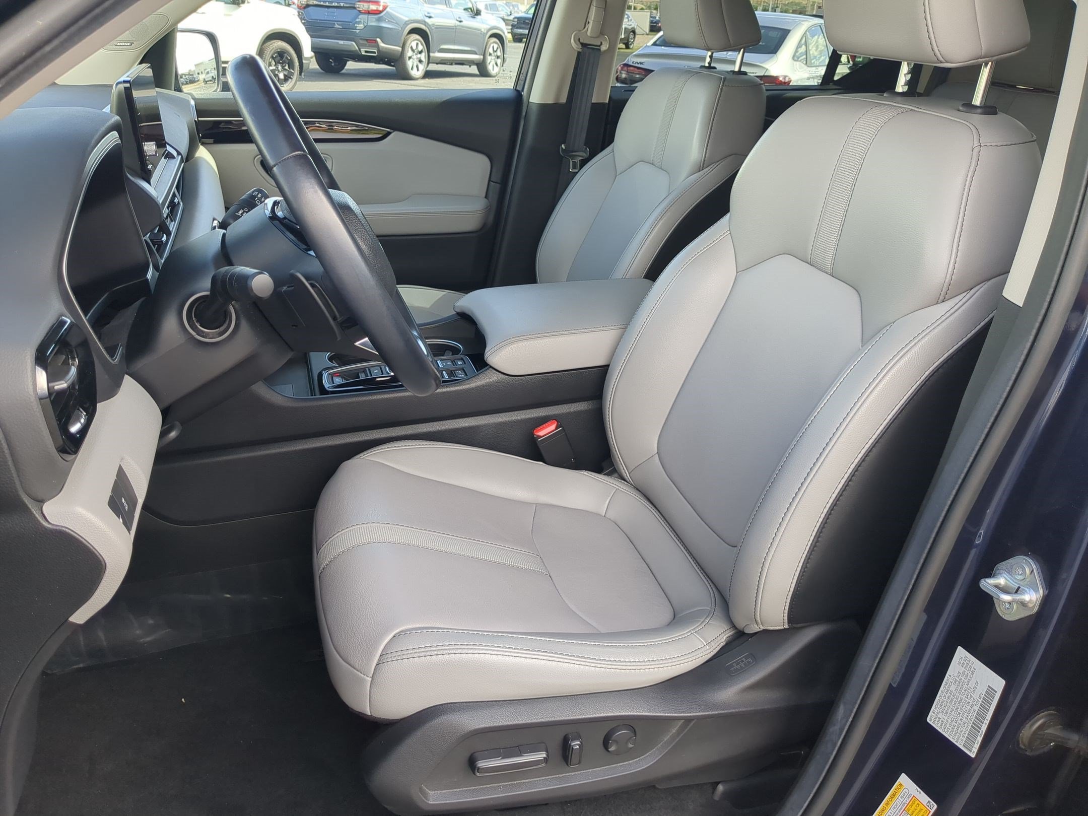 Certified Used 2025 Obsidian Blue Pearl Honda Touring image 17