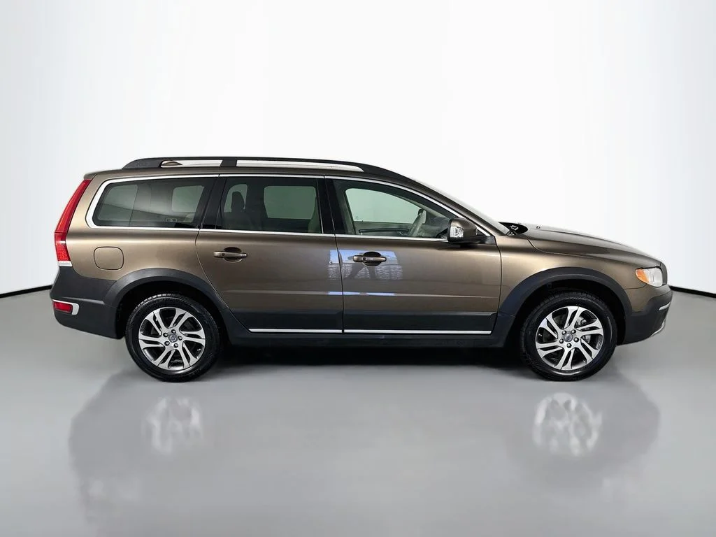 Used 2015 Blue Volvo 3.2 Premier image 8