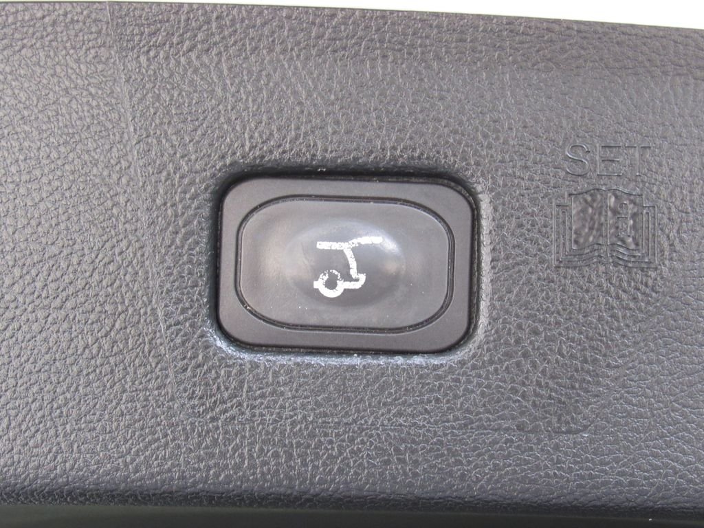 2022 Ford Edge ST - Photo 22