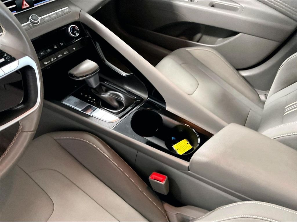 Used 2025 White Hyundai SEL Convenience image 20