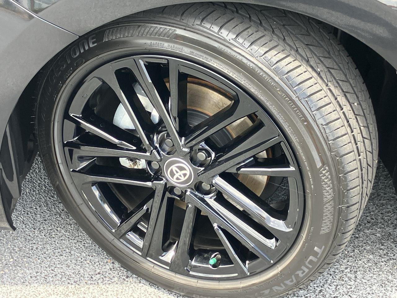 Used 2025 Black (Midnight Black Metallic) Toyota SE image 9