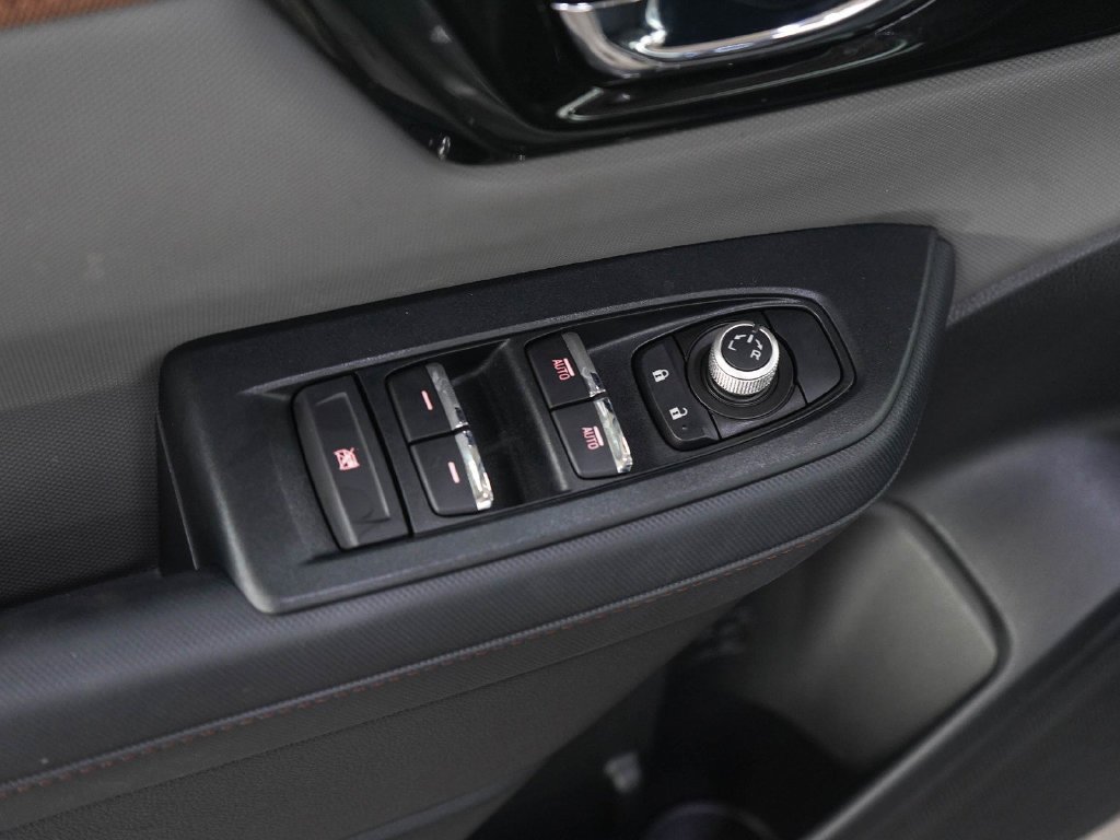 Used 2025 River Rock Pearl Subaru Sport image 20