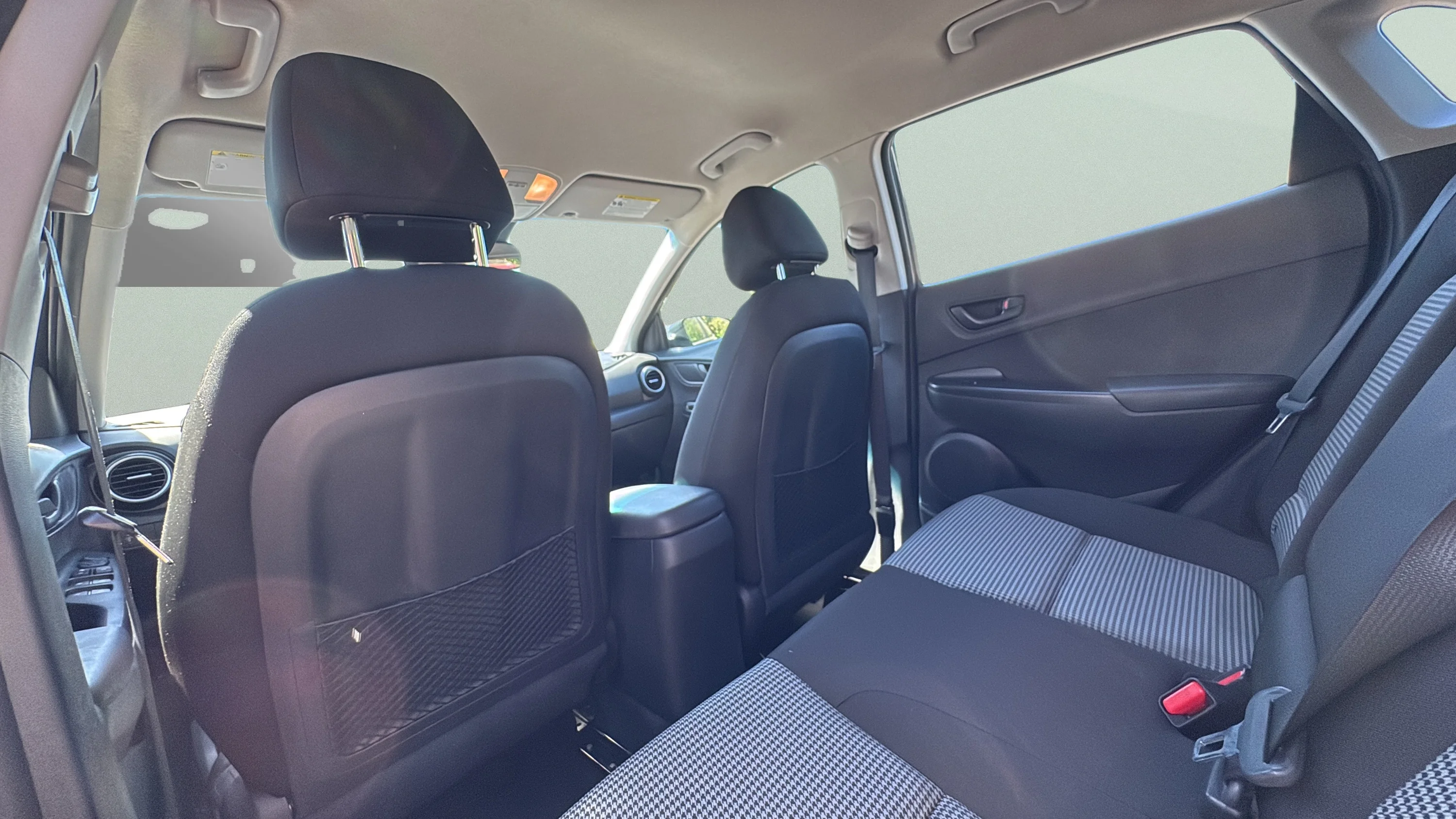 Used 2019 Gray Hyundai SE image 12