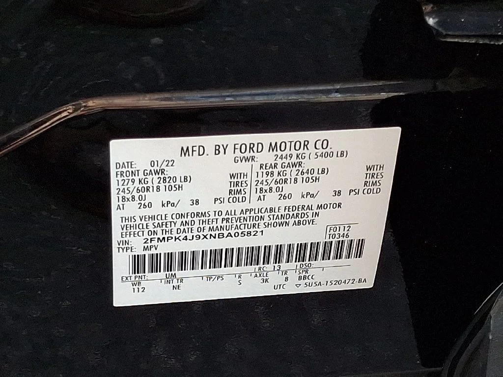 Used 2022 Black Ford SEL image 28