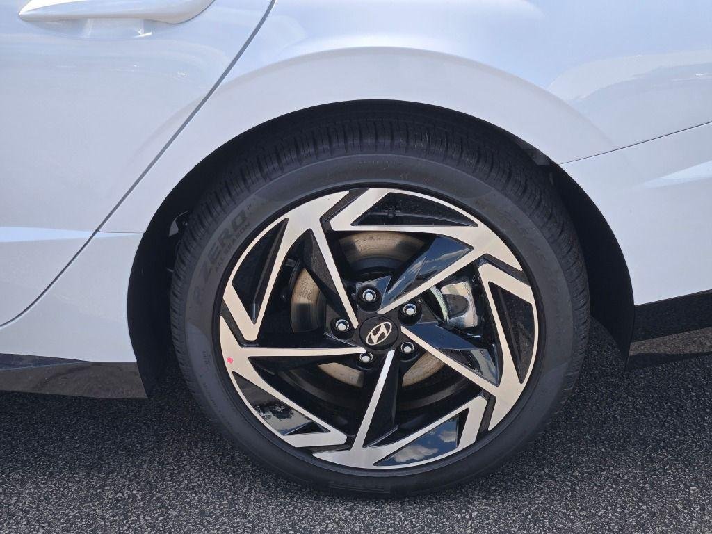 New 2026 White Hyundai SEL Sport image 14