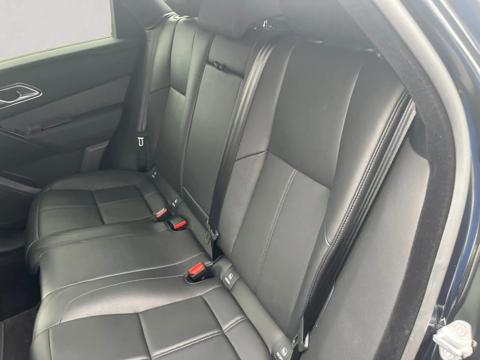 Certified Used 2026 Santorini Black Metallic Land Rover S image 13