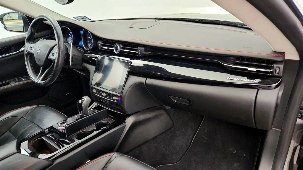 Used 2017 Grigio Maratea Metallescent Maserati S Q4 GranSport 3.0L Driver Assistance Pack+ & Cooled Front Seats image 24
