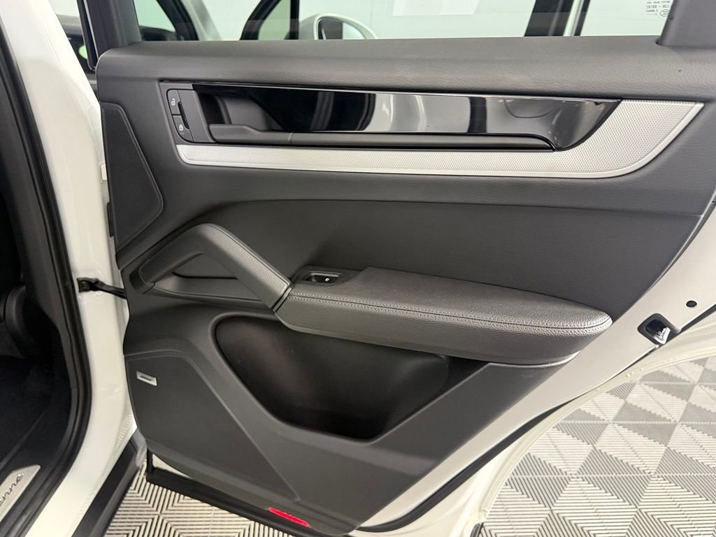 2024 Porsche Cayenne Base - Photo 29