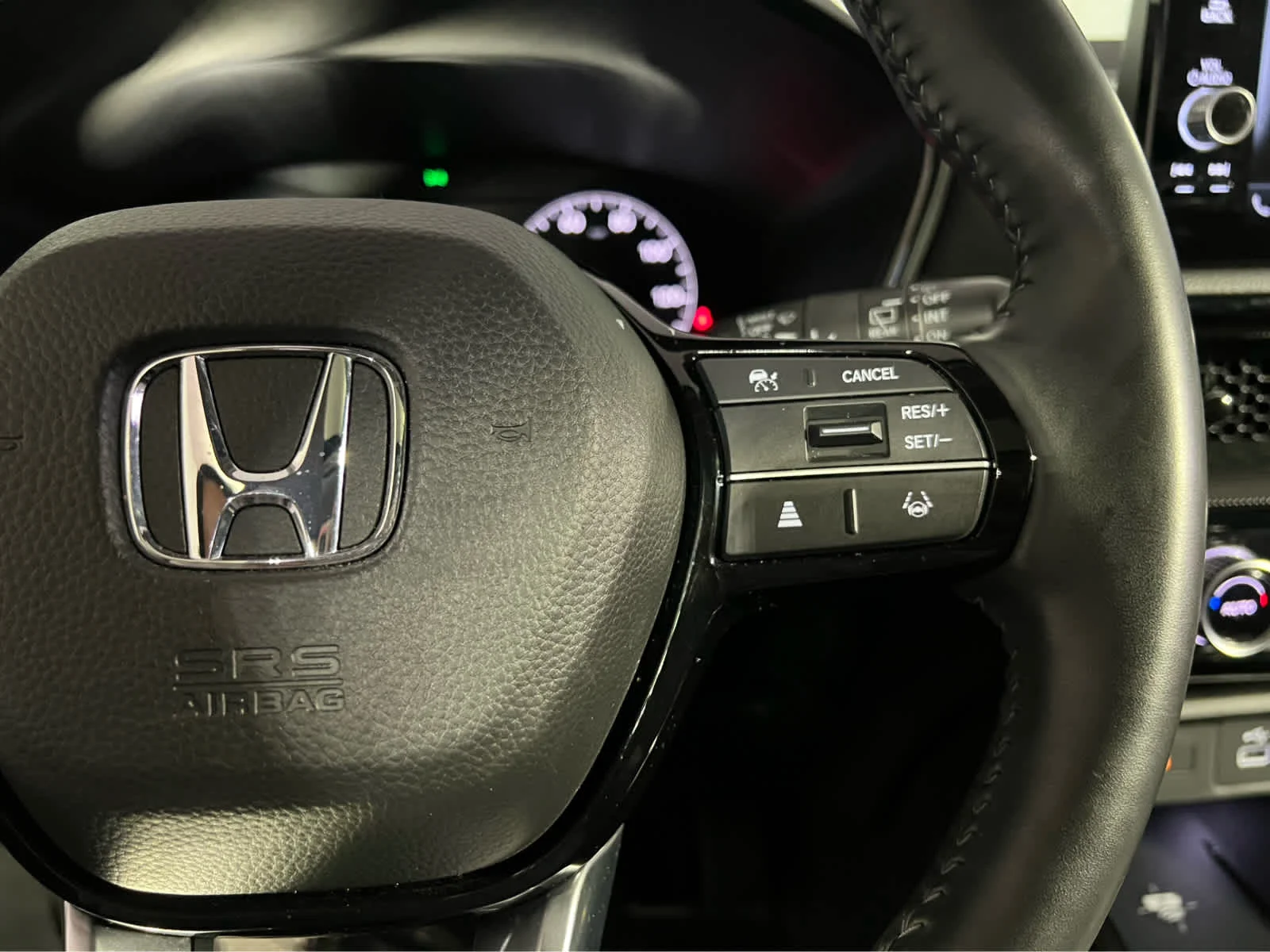 Used 2025 Crystal Black Pearl Honda EX-L image 20