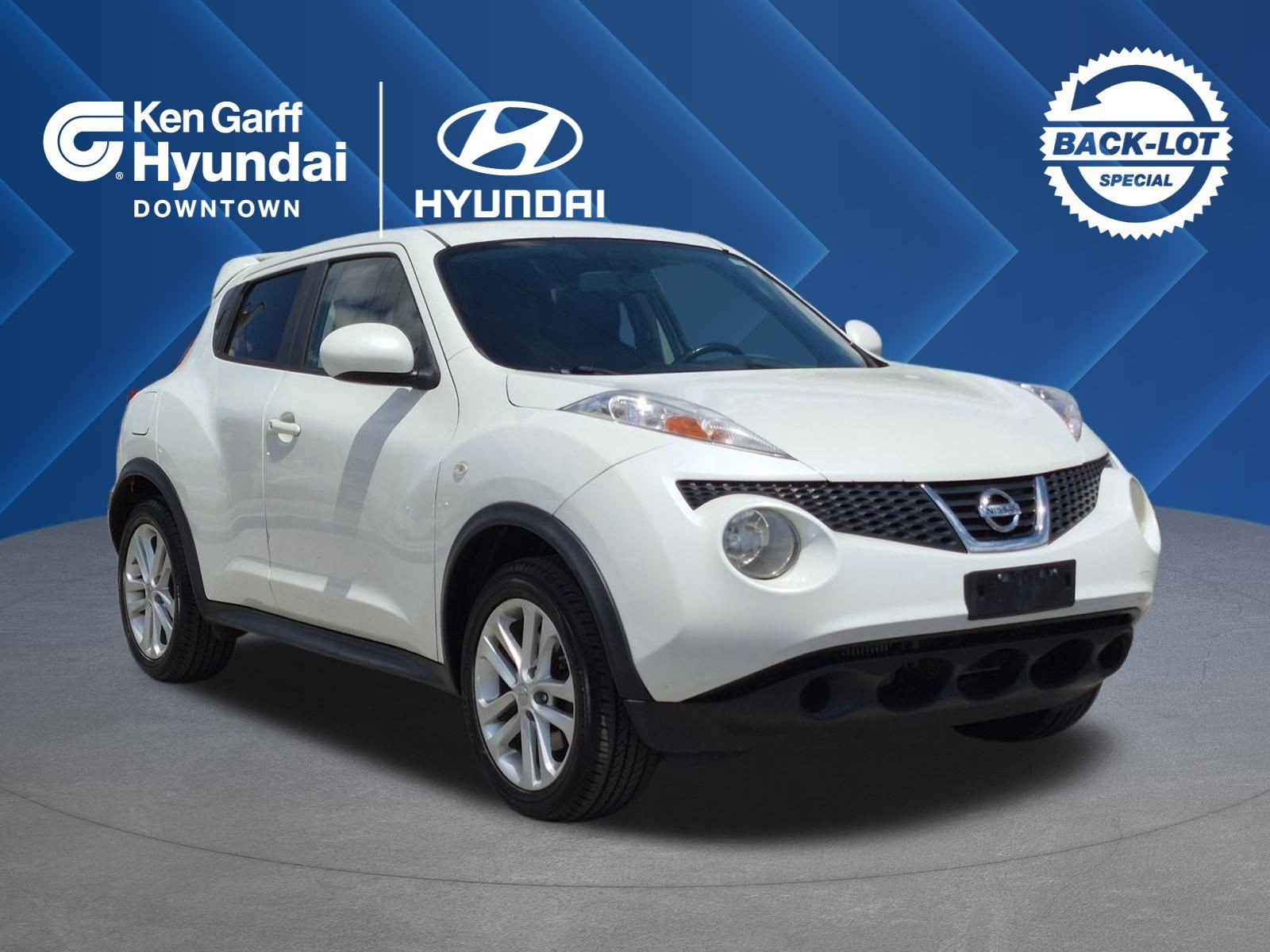 2014 Nissan Juke SV AWD CVT's photo