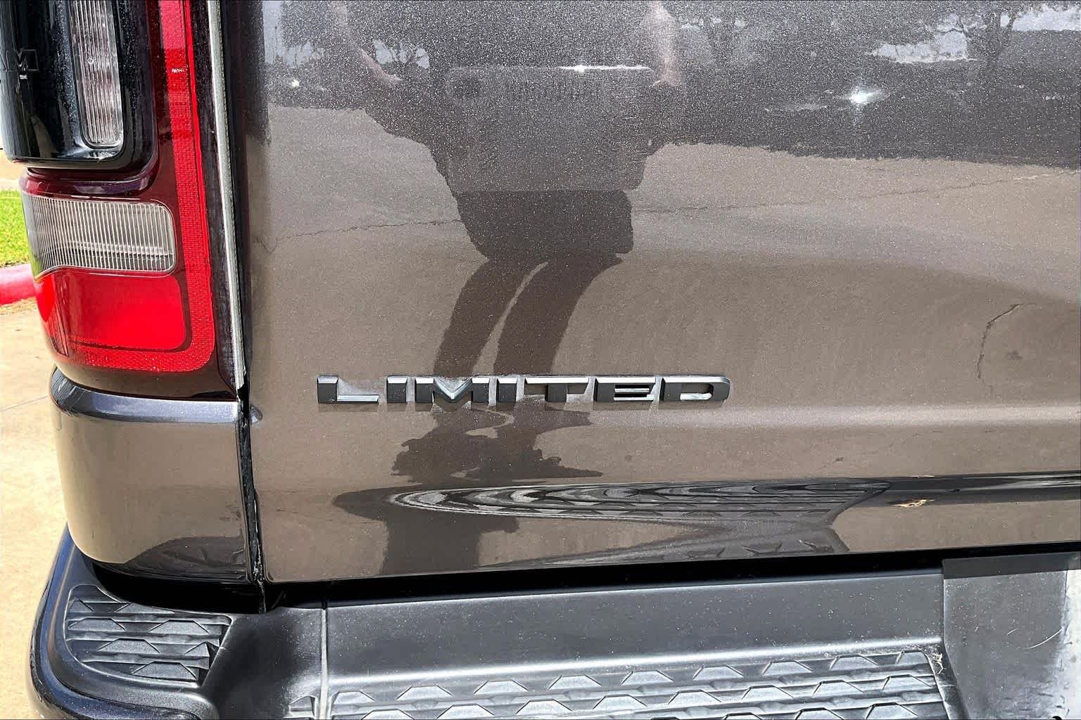 Used 2024 Granite Crystal Metallic Clearcoat Ram Limited image 29