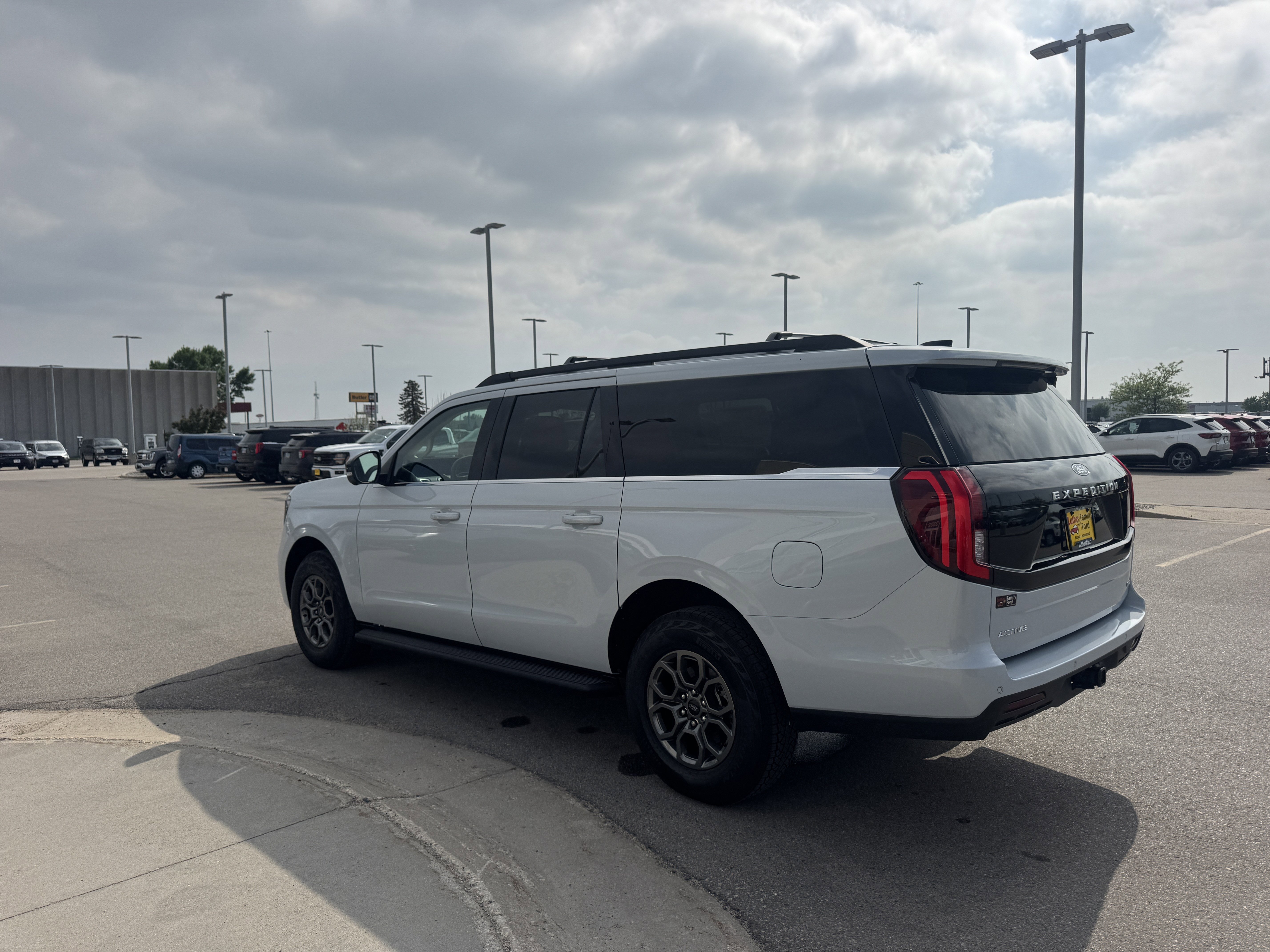 New 2026 Space Silver Metallic Ford Active image 4