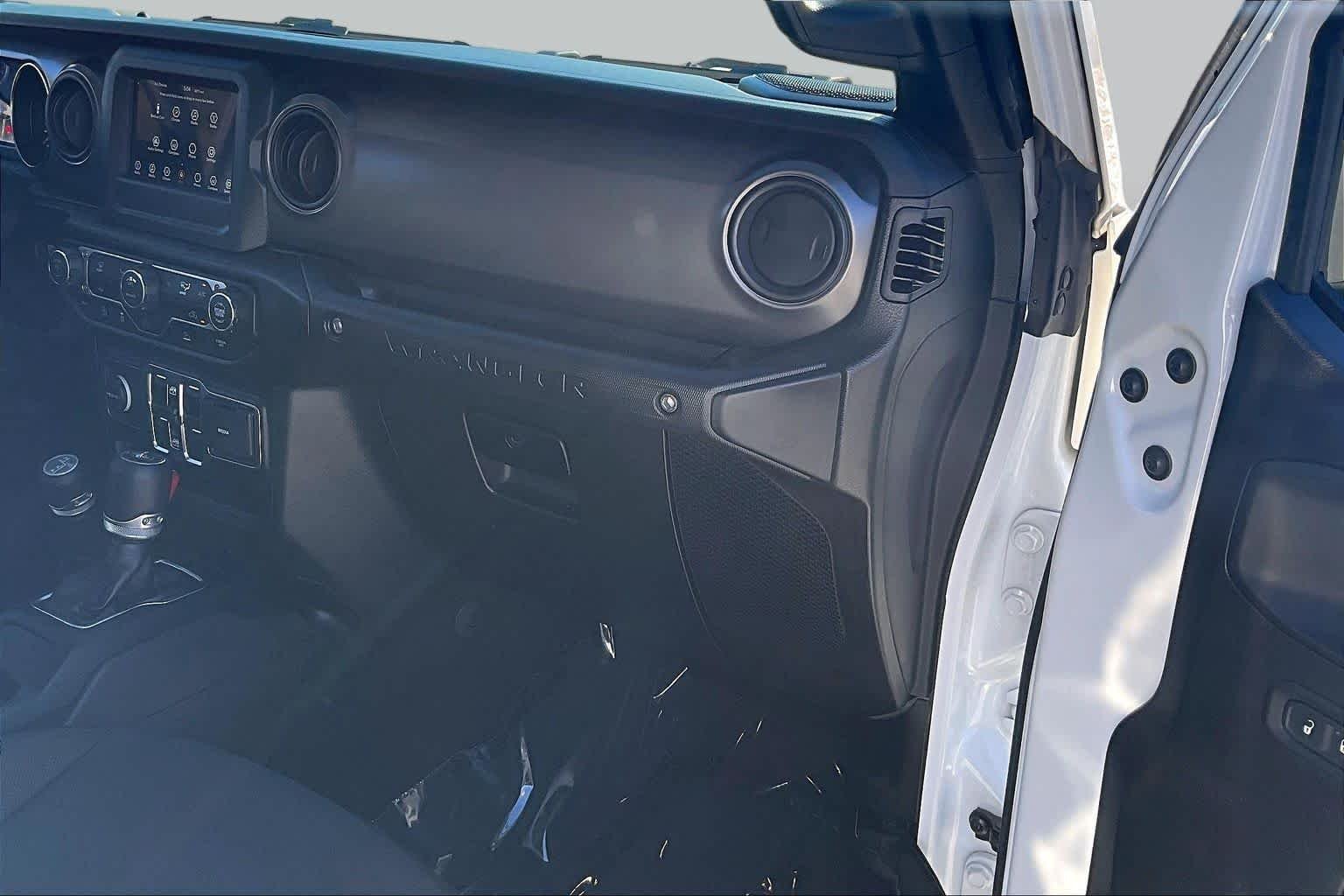 Used 2022 Bright White Clearcoat Jeep Unlimited Willys image 18