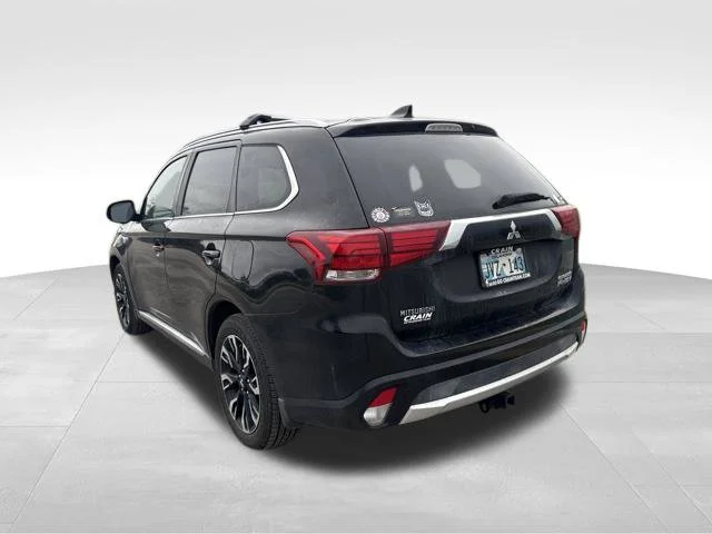 Used 2018 Black Mitsubishi SEL image 5